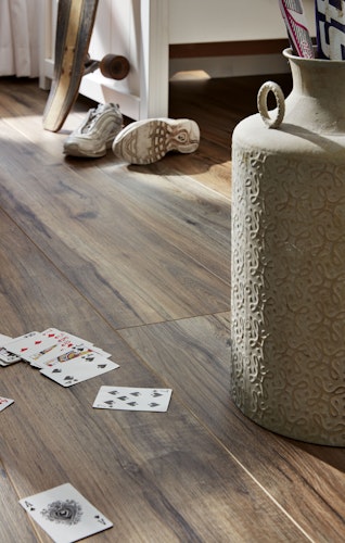 MEISTER Laminatboden MeisterDesign. laminate LL 150 / LL 150 S 6845 Vintage walnut Natural Wood-Struktur