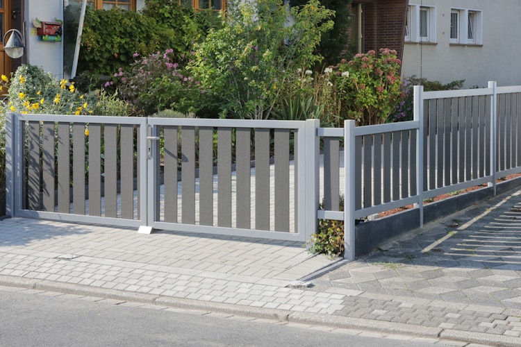 TraumGarten RAJA WPC ALU XL Anthrazit Doppeltor auf Maß