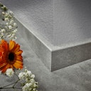Vorschaubild KWG Antigua stone Hydrofix Shell grey Microfase Designvinyl Fertigfußboden 62x45 cm