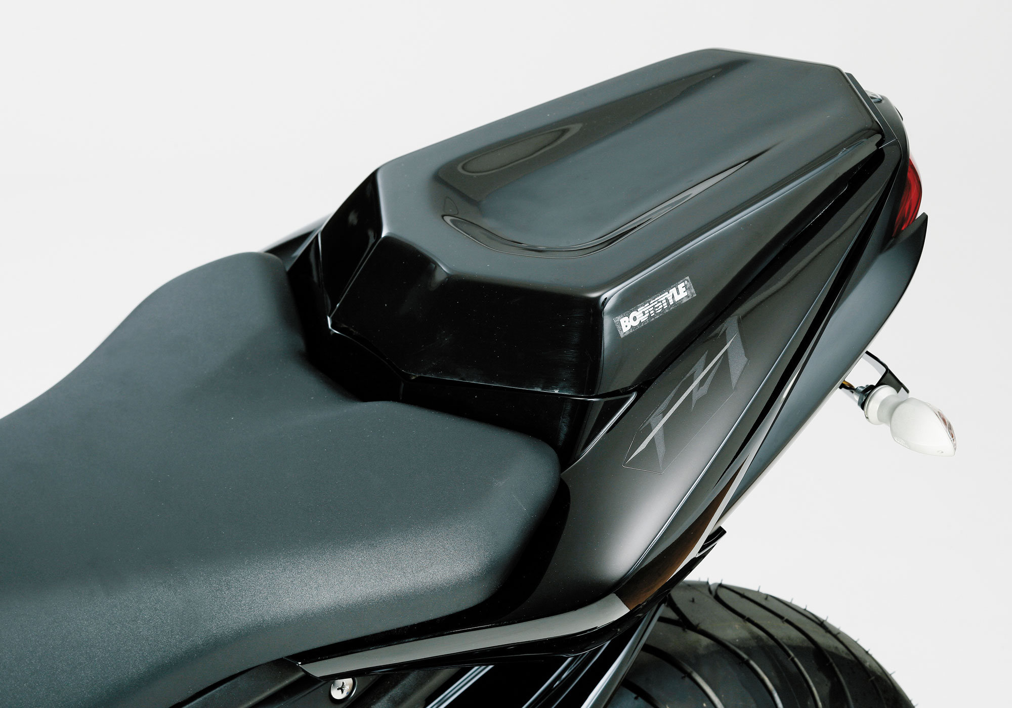 BODYSTYLE Sportsline Sitzkeil ABS Kunststoff unlackiert für YAMAHA FZ1 