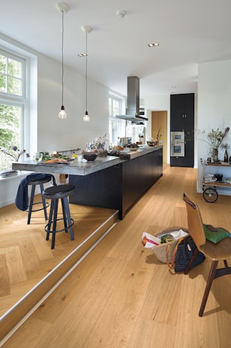 MEISTER Lindura-Holzboden HS 500 Fischgrätformat Eiche classic gebürstet 8925 - ultramattlackiert