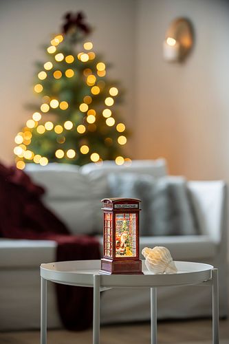 Konstsmide Weihnachtsbeleuchtung Wasserlaterne Weihnachtsmann in Telefonzelle mit Hund, rot