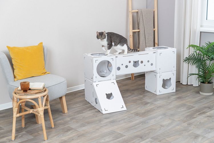 TRIXIE Katzenmöbel Finca Felice, Pappe, 125 × 62 × 62 cm, weiß