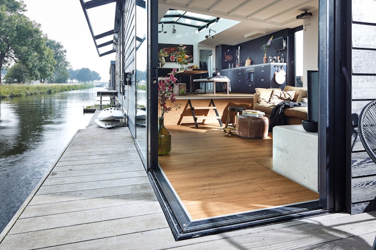 HANDMUSTER MEISTER Designboden MeisterDesign. next DD 500 S 6999 Golden Oak Porensynchron-Struktur