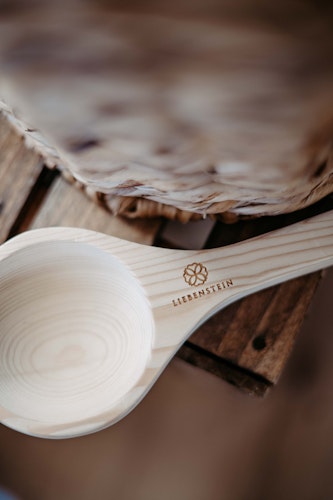 Liebenstein Sauna Eimer mit Kelle aus Kiefernholz (4L)