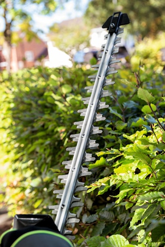 EGO Power Akku-Heckenschere HT2410E