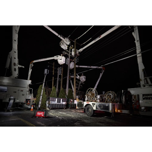 Milwaukee MXFTLIC-601 MX FUEL™ Akku-Kompaktbaustellenstrahler 4933498072