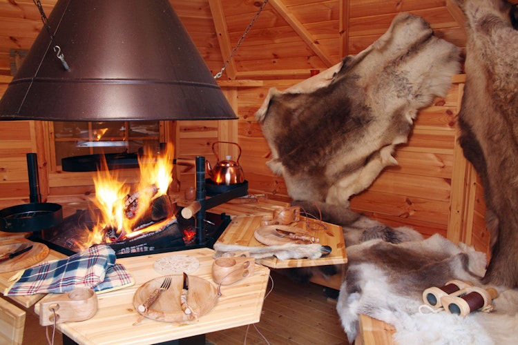 Wolff Finnhaus Grillkota 9 de luxe inkl. Grillanlage (B)