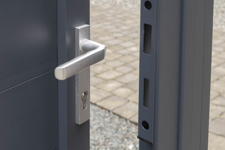 dz VIDUAL Swing Einzeltor Line 150 x 20 mm Rechteckprofil  Distanz 28 mm 