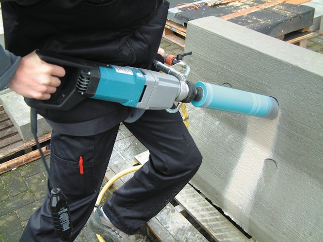 Makita Diamantbohrmaschine DBM131