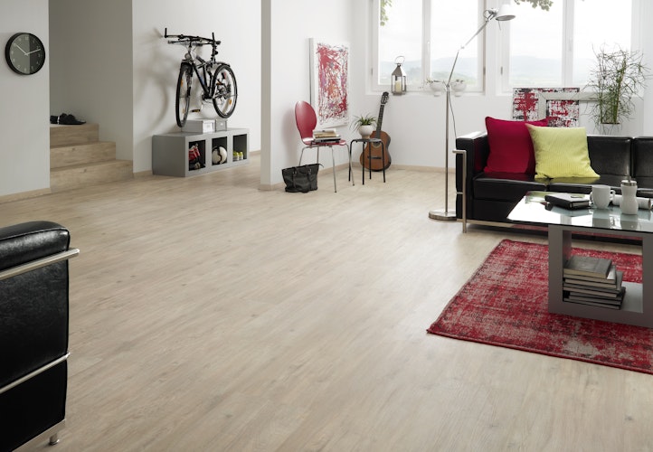 KWG Antigua professional HydroWood Sandeiche Designvinyl Fertigfußboden 123,5x30,5 cm