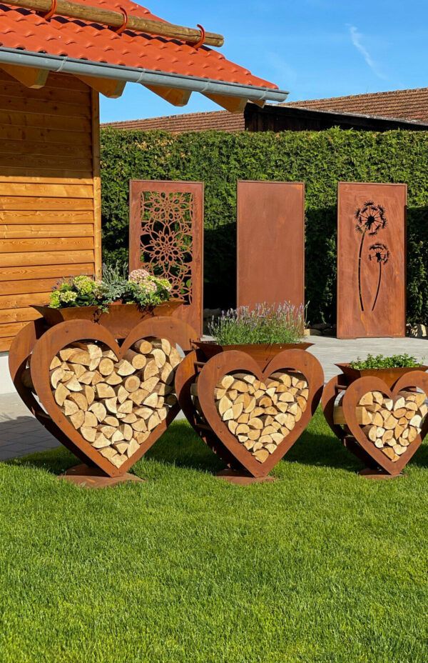 Badeko Herz-Holzregal in Edelrostoptik - 75 cm hoch