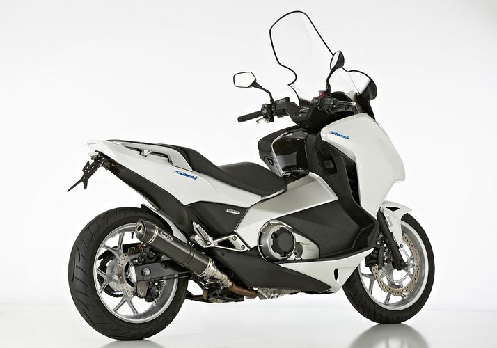 Shark Performance SLIP-ON Carbon  Street GP für HONDA Integra 700,Integra 750,NC700S,NC700X,NC750S,NC750X EURO3  